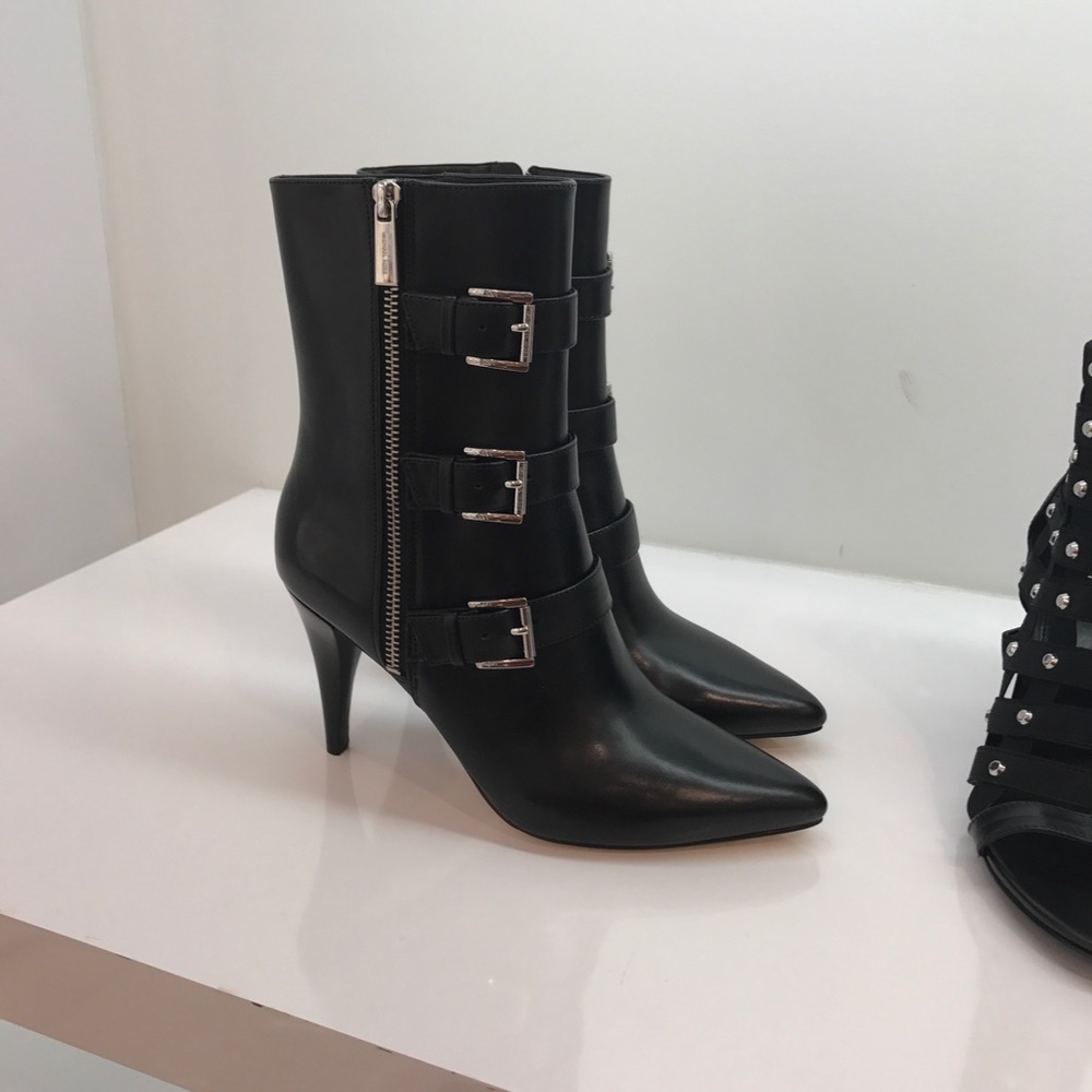 Michael kors boots